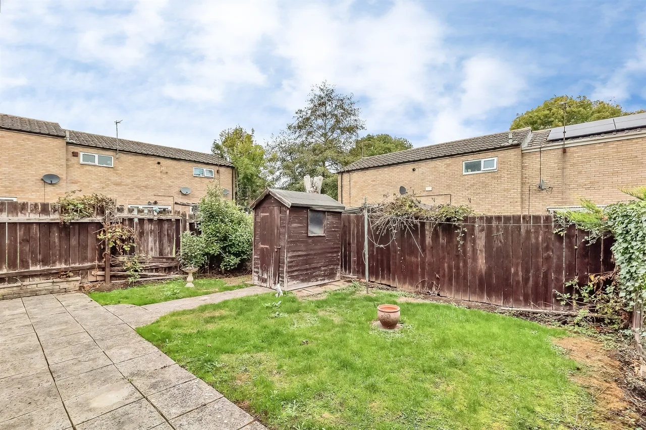 Dorking Walk, Corby, NN18, photo 13
