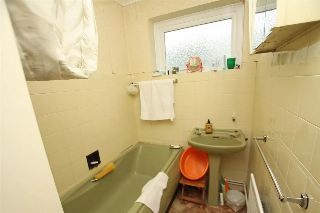St. Catherines Road, Bournemouth, photo 10