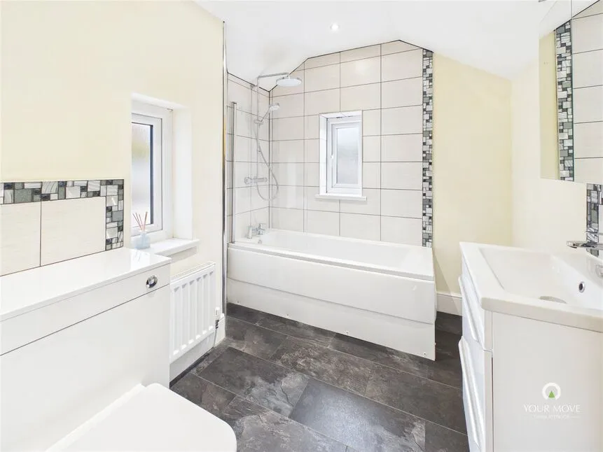 St. Ives Road, Leadgate, DH8, photo 6