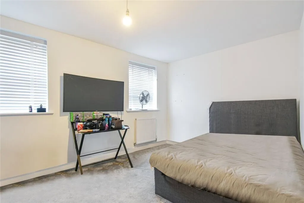 Home Straight, Newbury, RG14, photo 6