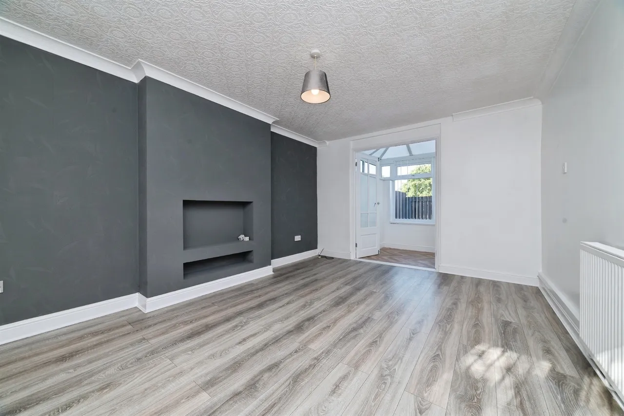 Stroud Crescent West, Bransholme, Hull, photo 2