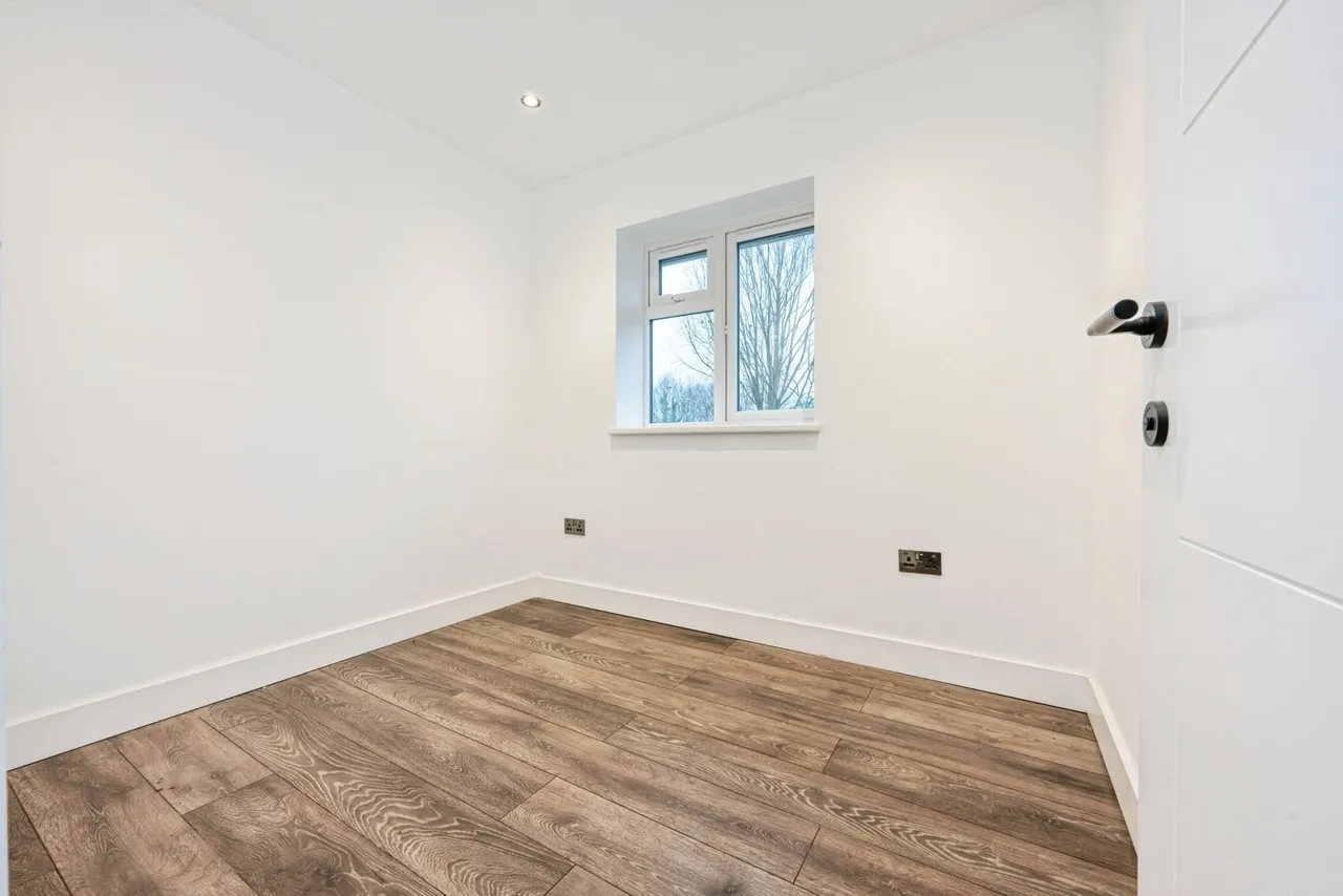 Barkers Lane, Bedford, Bedfordshire, MK41, photo 9