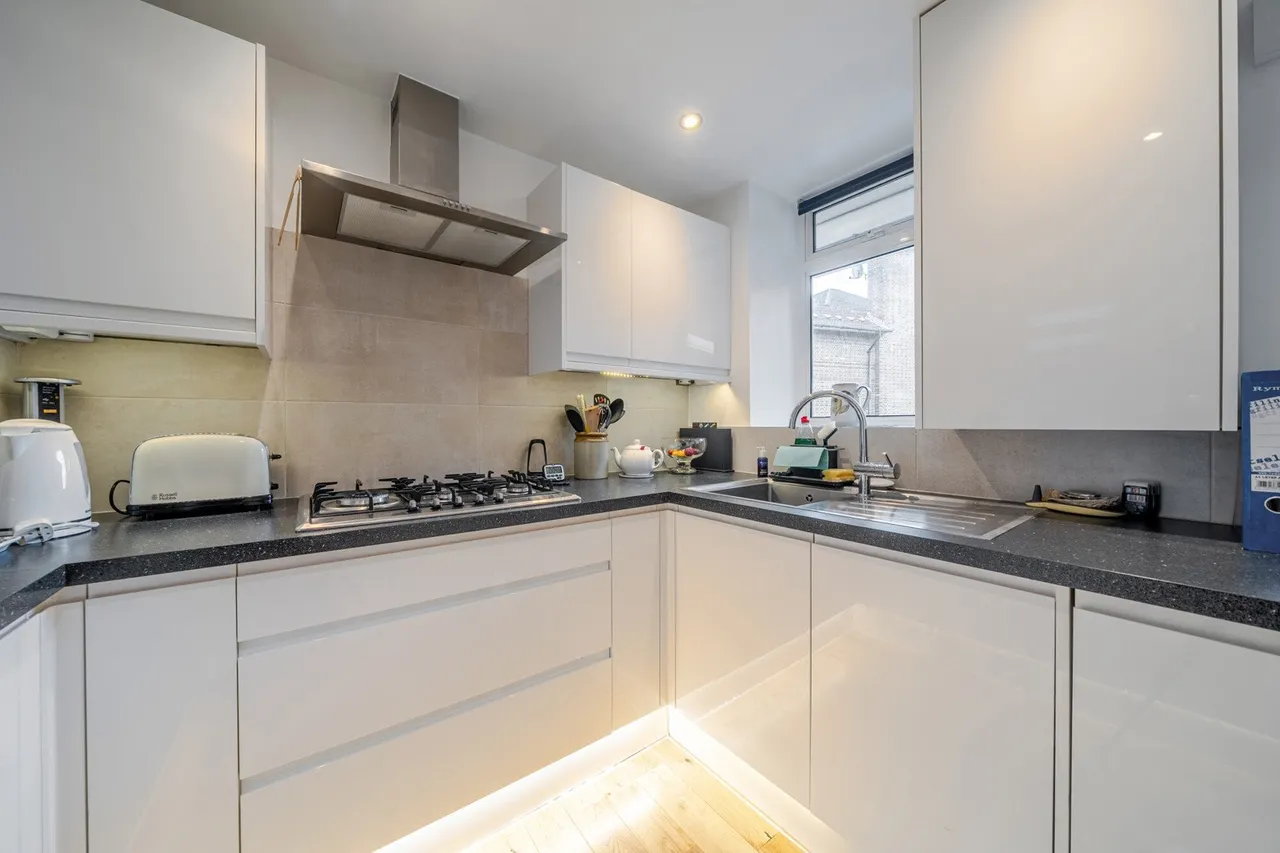 Browning Street, SE17, photo 2