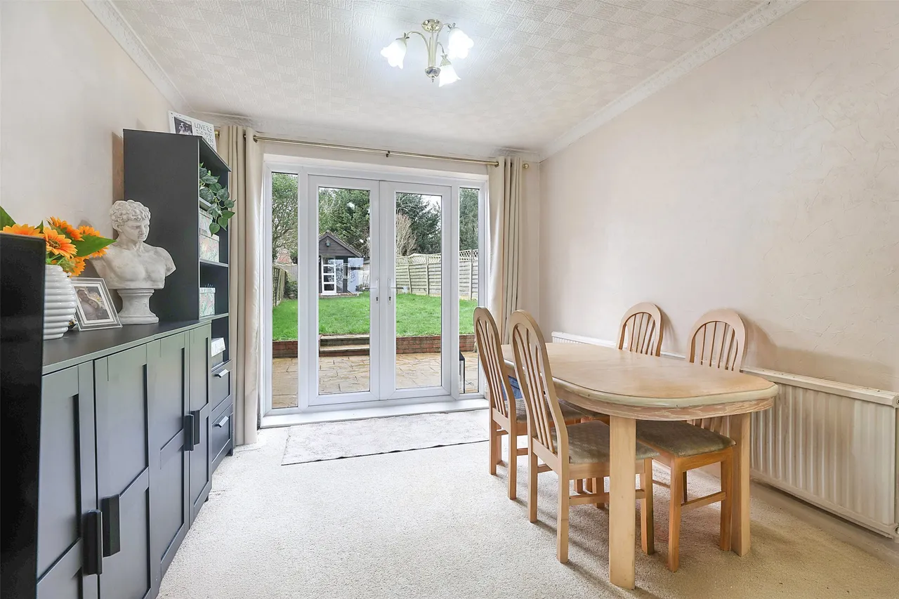 Cobham Road, Fetcham, KT22, photo 4