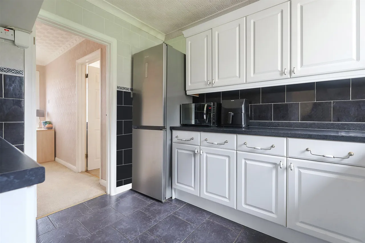 Cobham Road, Fetcham, KT22, photo 7