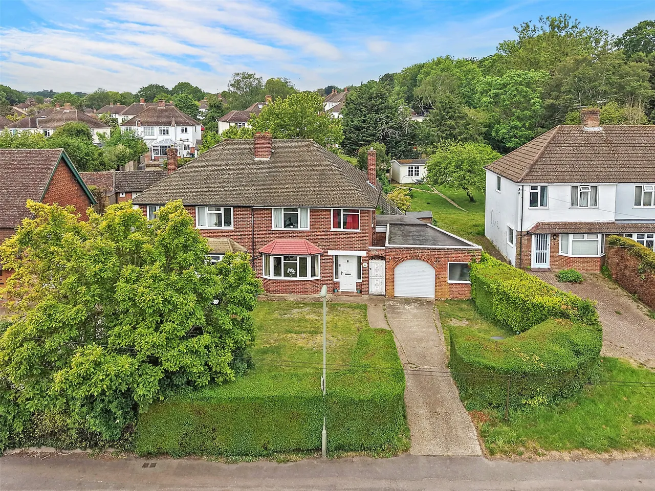 Cobham Road, Fetcham, KT22, photo 2