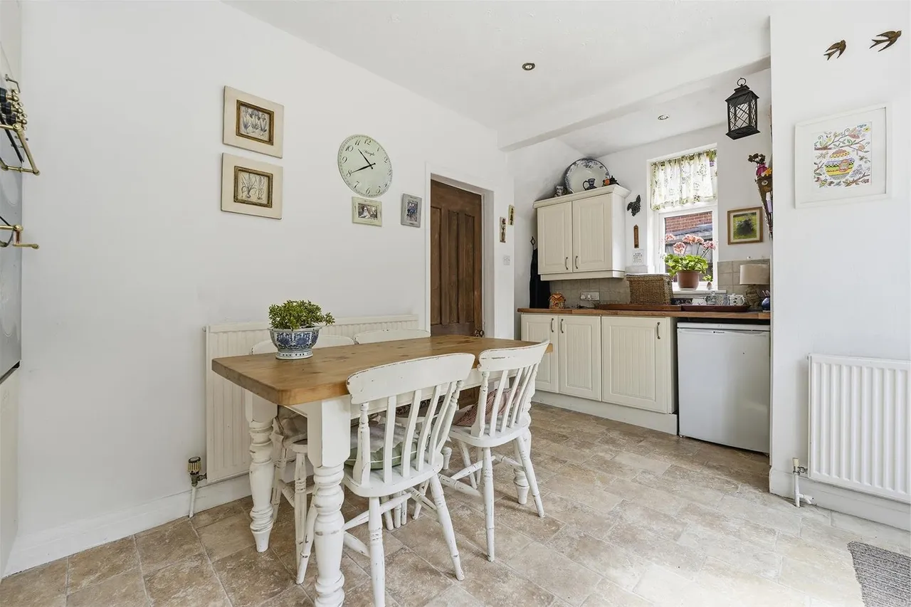 Wellington Road, Bollington, photo 11