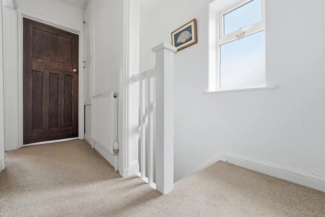 Wellington Road, Bollington, photo 12