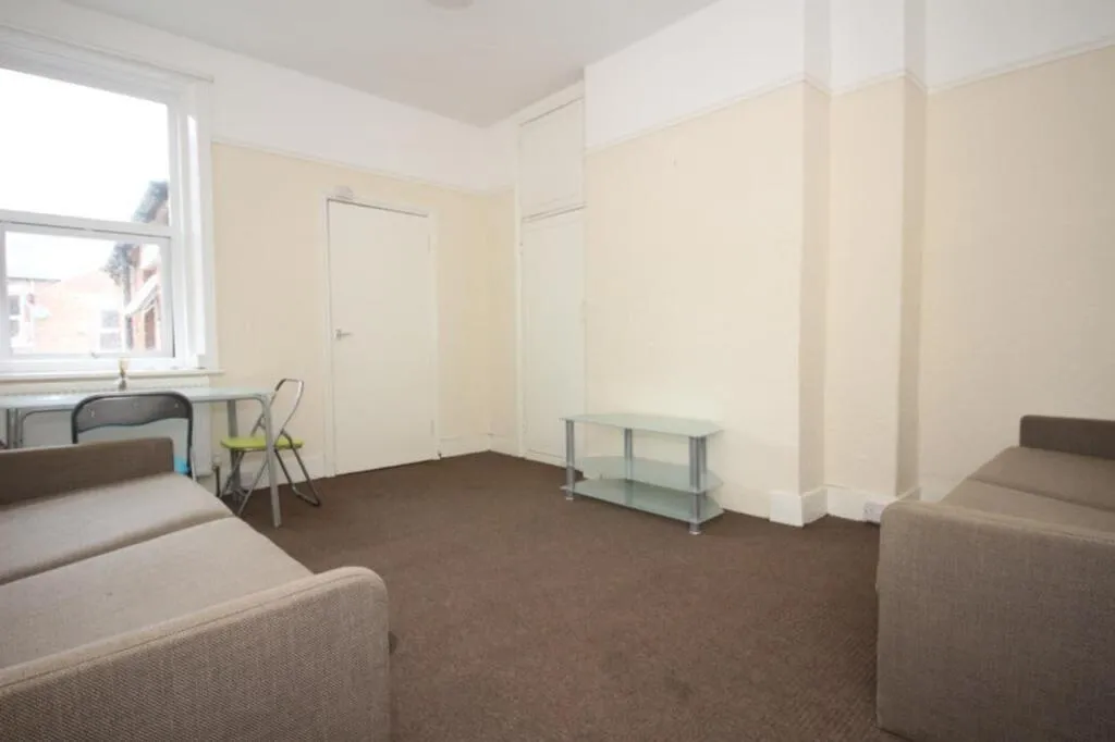 Coniston Avenue, West Jesmond, photo 7