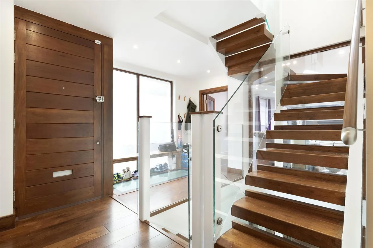 Elms Road, London, SW4, photo 6