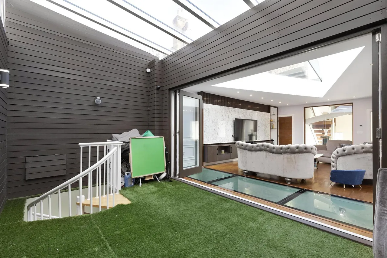 Elms Road, London, SW4, photo 4