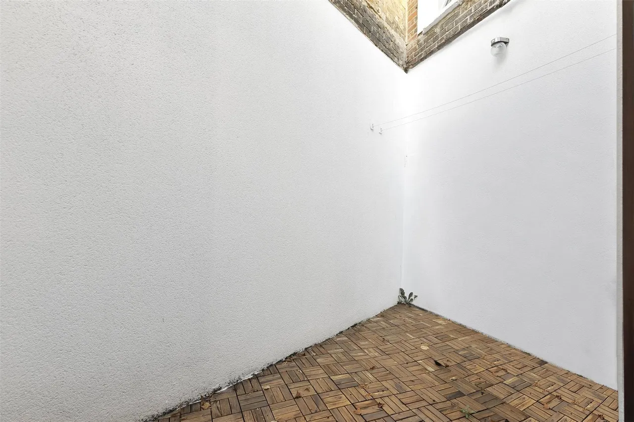 Elms Road, London, SW4, photo 5