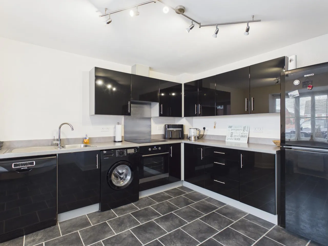 Rocket Drive, Hinckley, LE10, photo 4