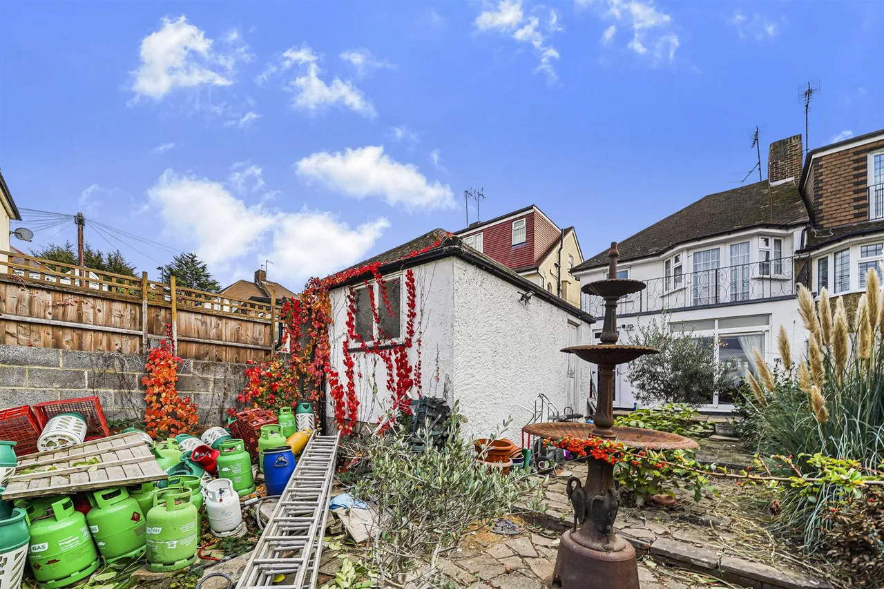 Dove House Gardens, Chingford, E4, photo 9