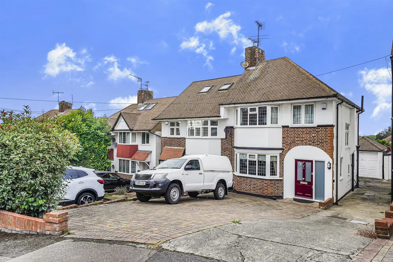 Dove House Gardens, Chingford, E4, photo 18