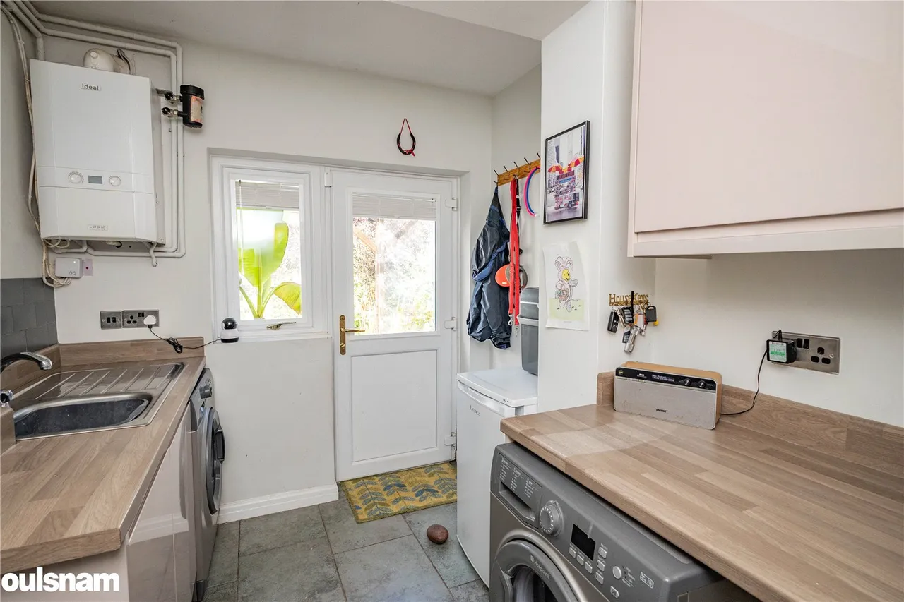 Mount Road, Fairfield, Bromsgrove, Worcestershire, B61 9LW, photo 11