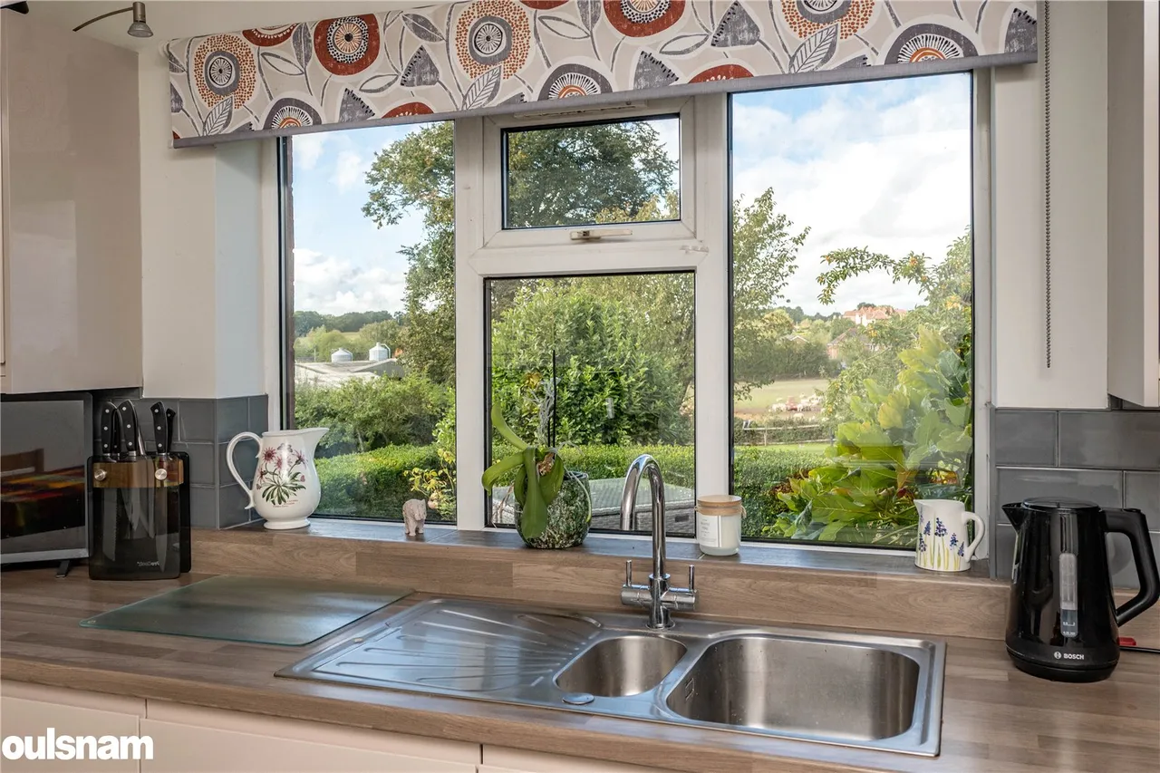 Mount Road, Fairfield, Bromsgrove, Worcestershire, B61 9LW, photo 10