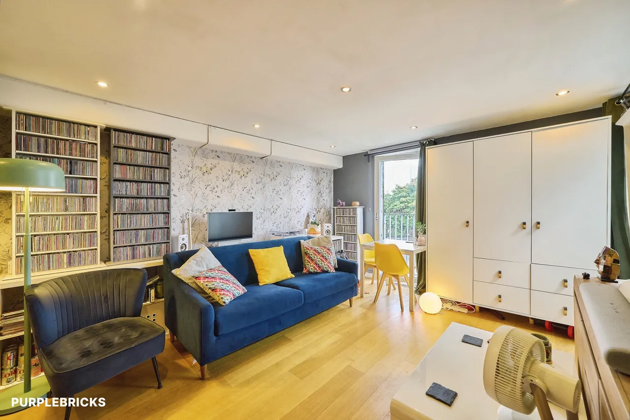 Grantham Road, London, E12, photo 4