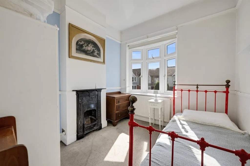 Gourock Road, SE9, photo 8