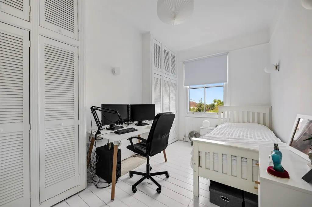 Gourock Road, SE9, photo 7