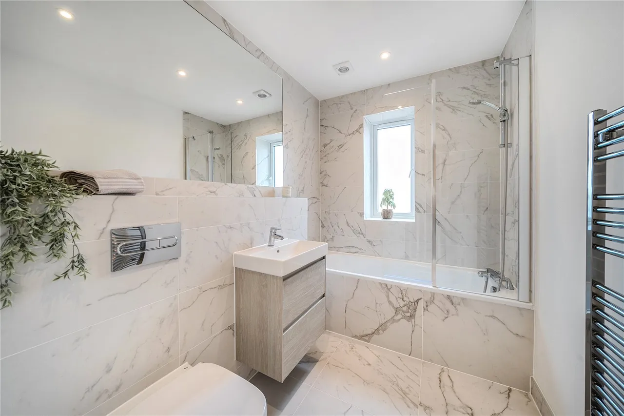 Park Road, Farnborough, Hampshire, GU14 6LP, photo 10
