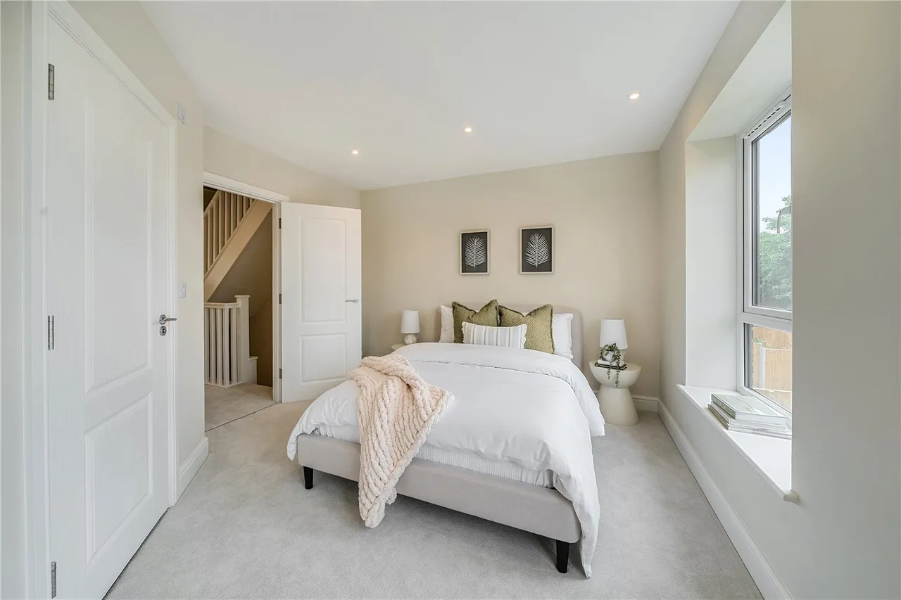 Park Road, Farnborough, Hampshire, GU14 6LP, photo 8