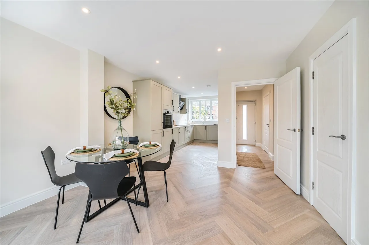 Park Road, Farnborough, Hampshire, GU14 6LP, photo 11