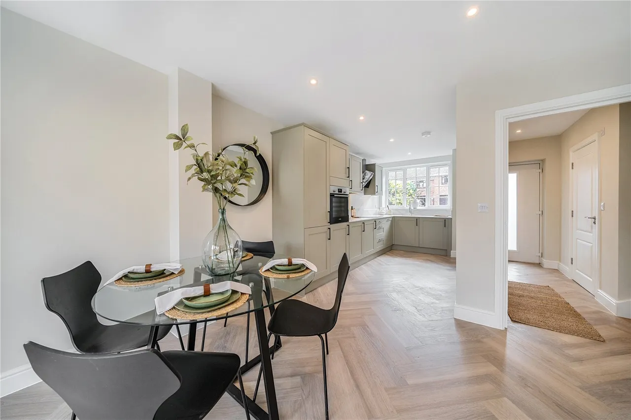 Park Road, Farnborough, Hampshire, GU14 6LP, photo 4