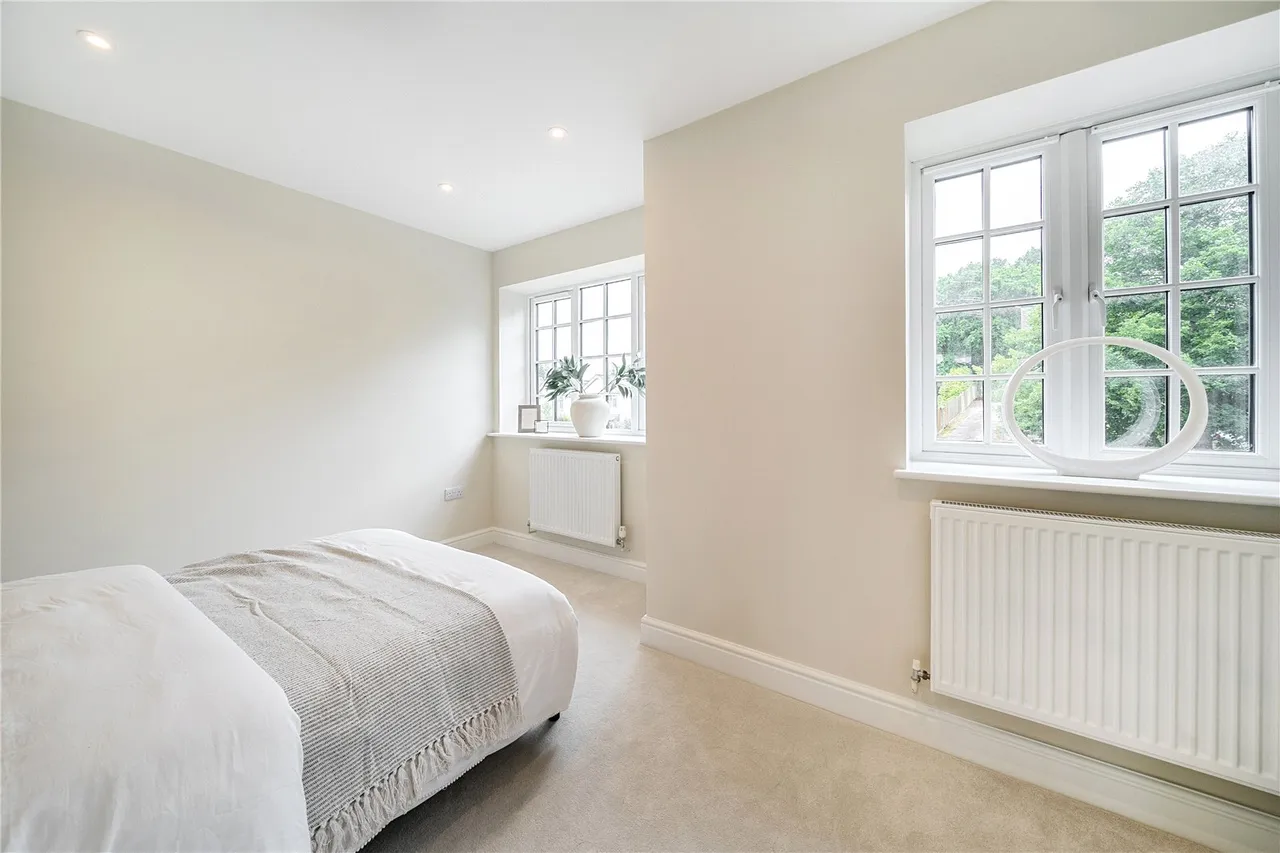 Park Road, Farnborough, Hampshire, GU14 6LP, photo 17