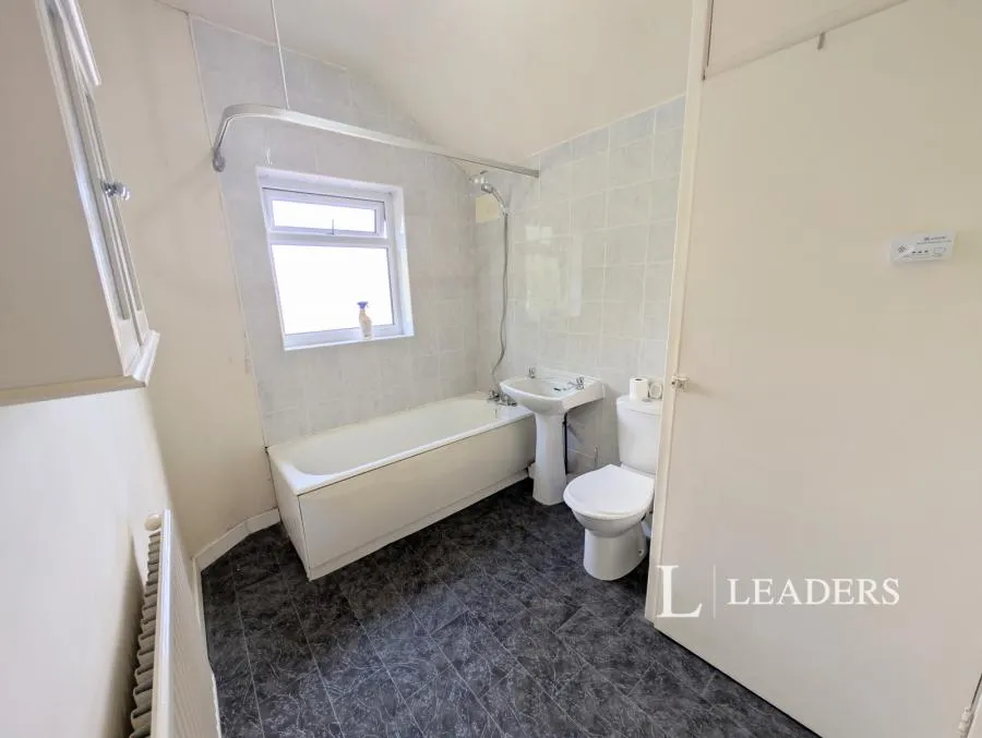 Howard Road, Mansfield, NG19, photo 10