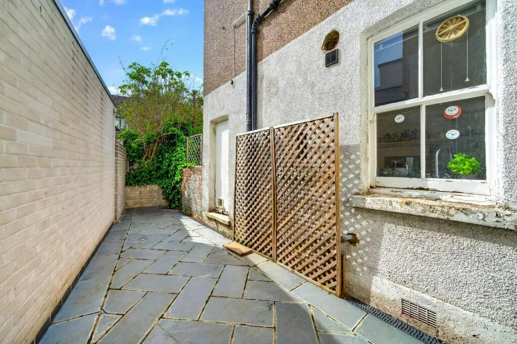 Lyham Road, London, SW2, photo 11