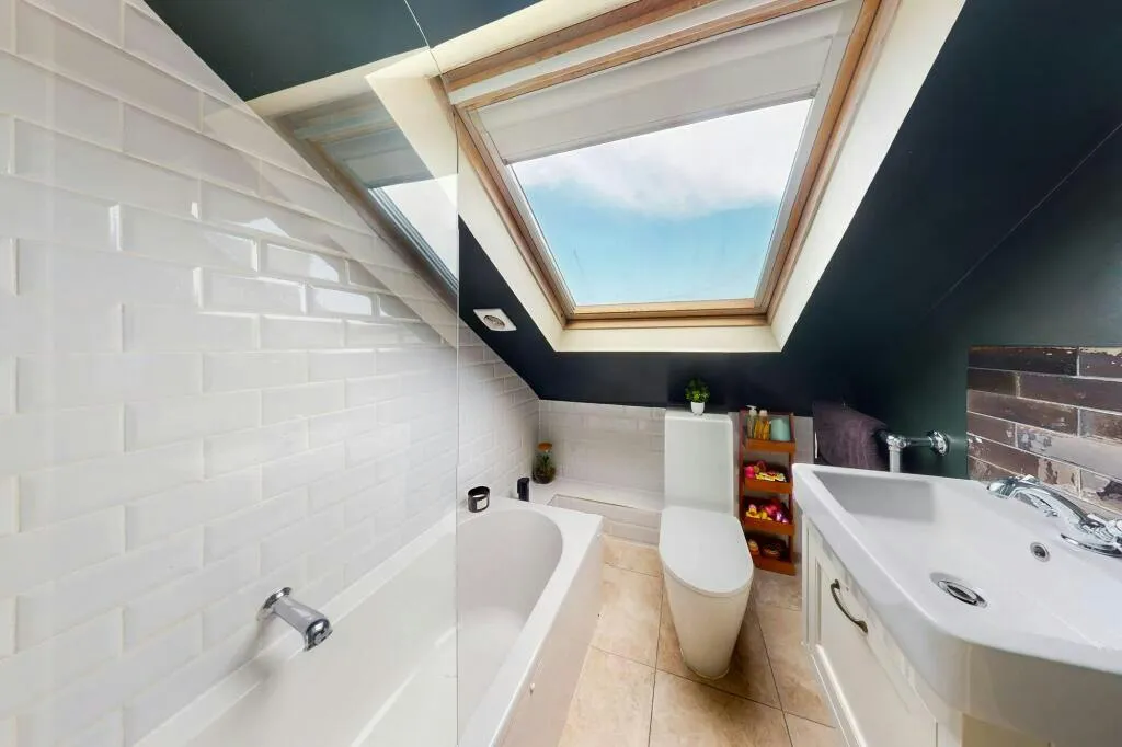 Lyham Road, London, SW2, photo 17