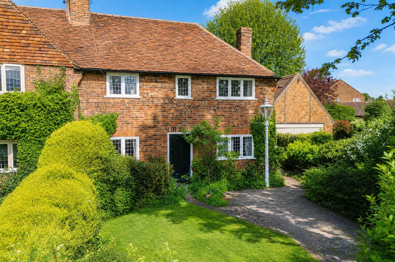 4 bed house for sale, Church End, Redbourn, AL3