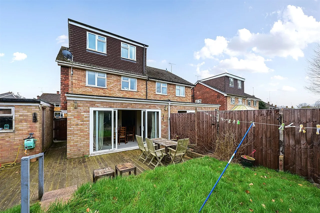 Orchard Close, Ash Vale, Guildford, Surrey, GU12 5HU, photo 13