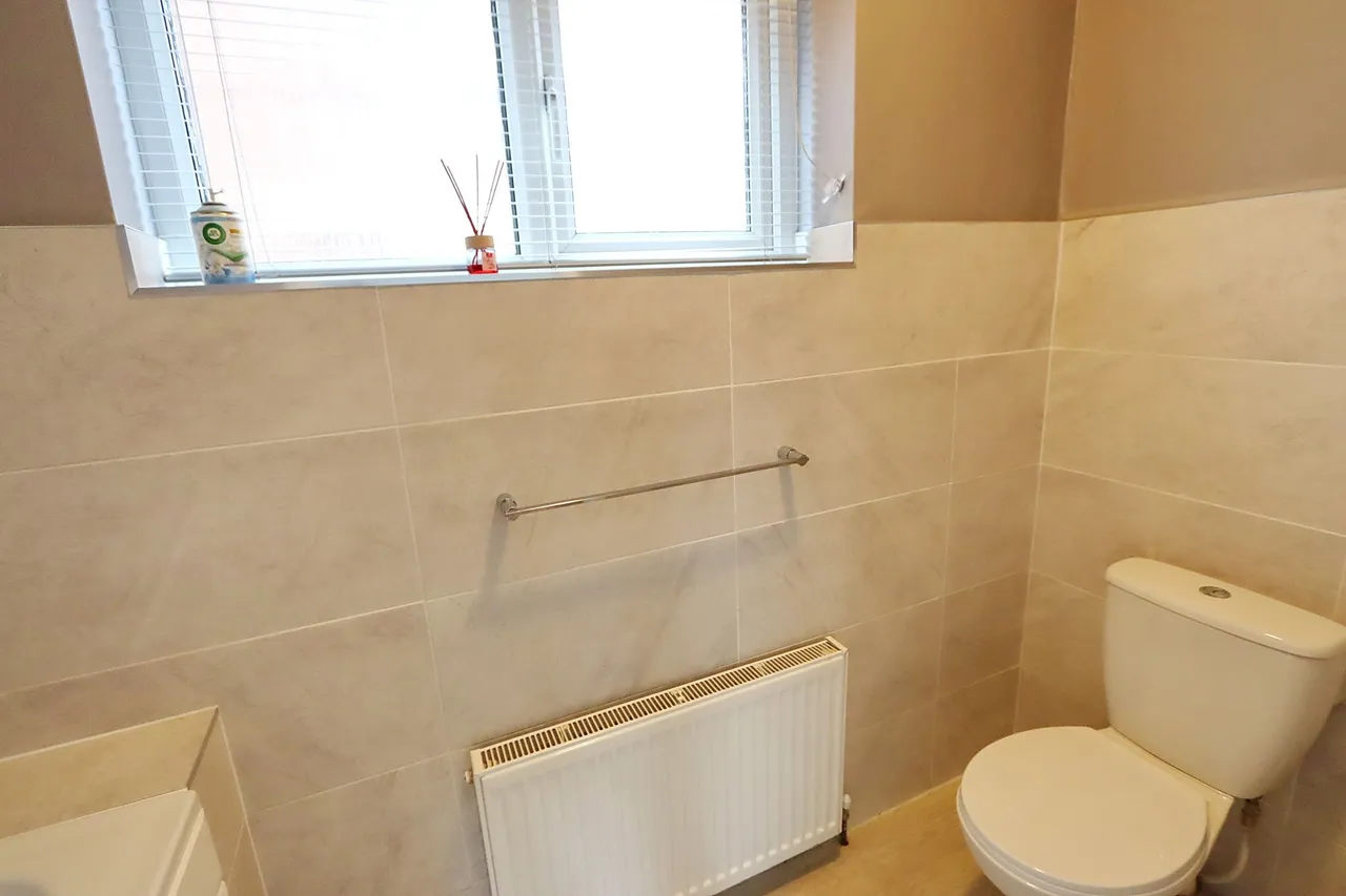Randale Drive, Bury, BL9, photo 15