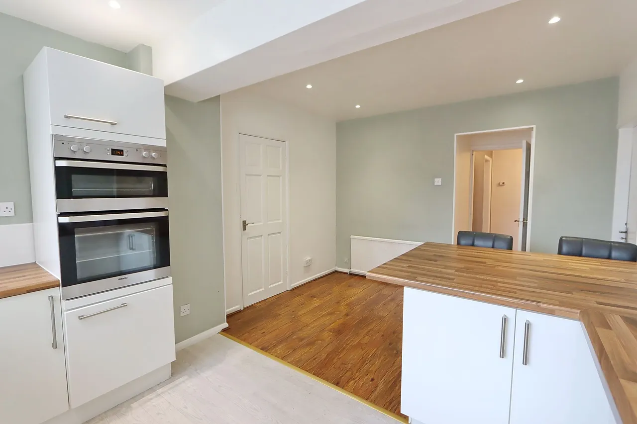 Randale Drive, Bury, BL9, photo 5