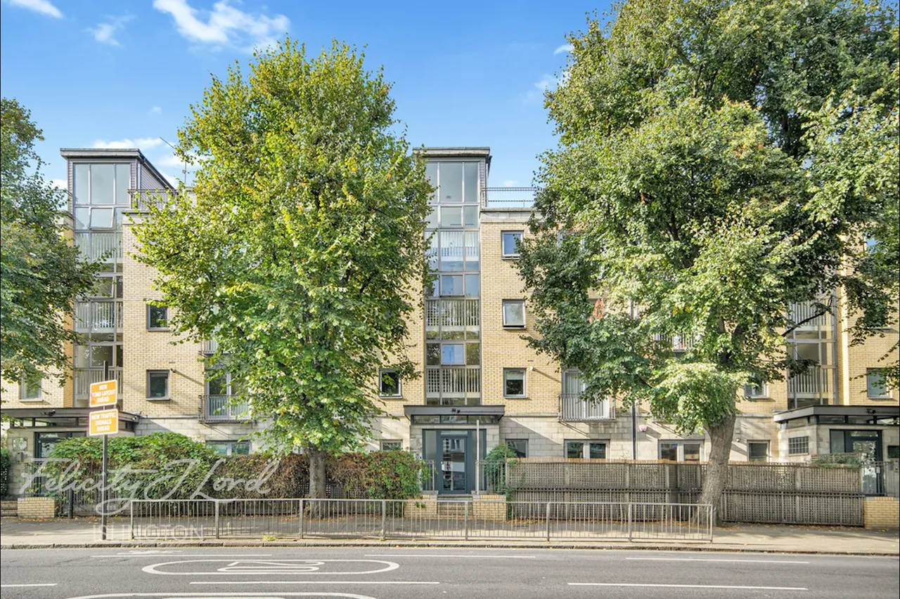 Essex Road, London, N1, photo 12