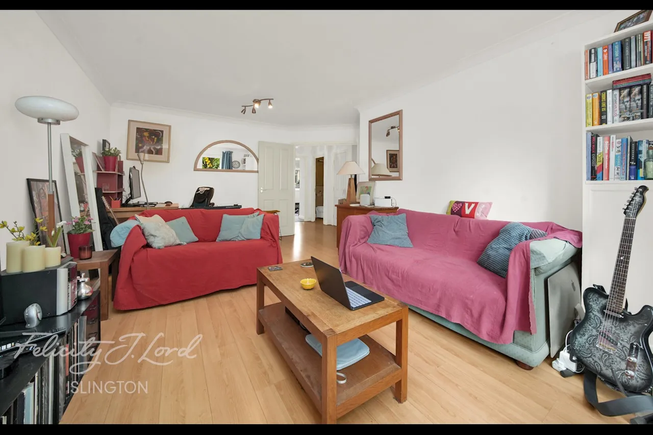 Essex Road, London, N1, photo 11