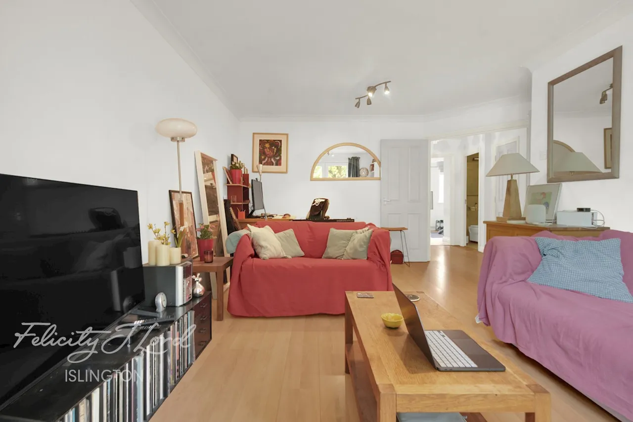 Essex Road, London, N1, photo 8