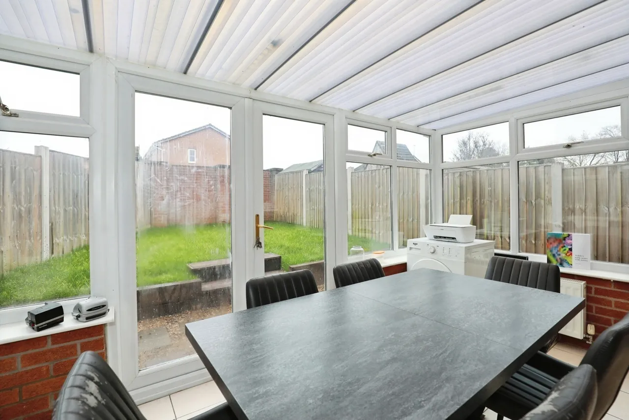 Hughes Drive, Crewe, Cheshire, CW2, photo 9