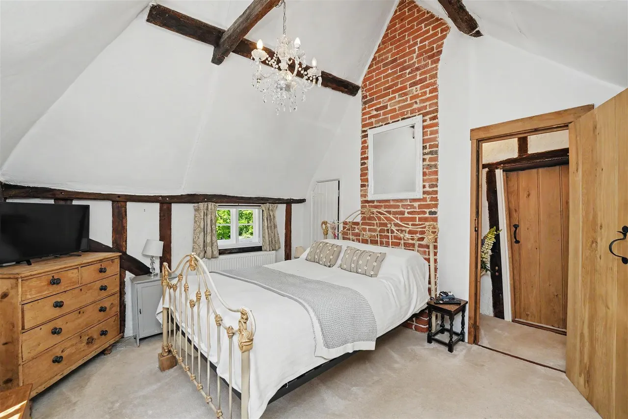 Tindon End, Great Sampford, CB10, photo 13