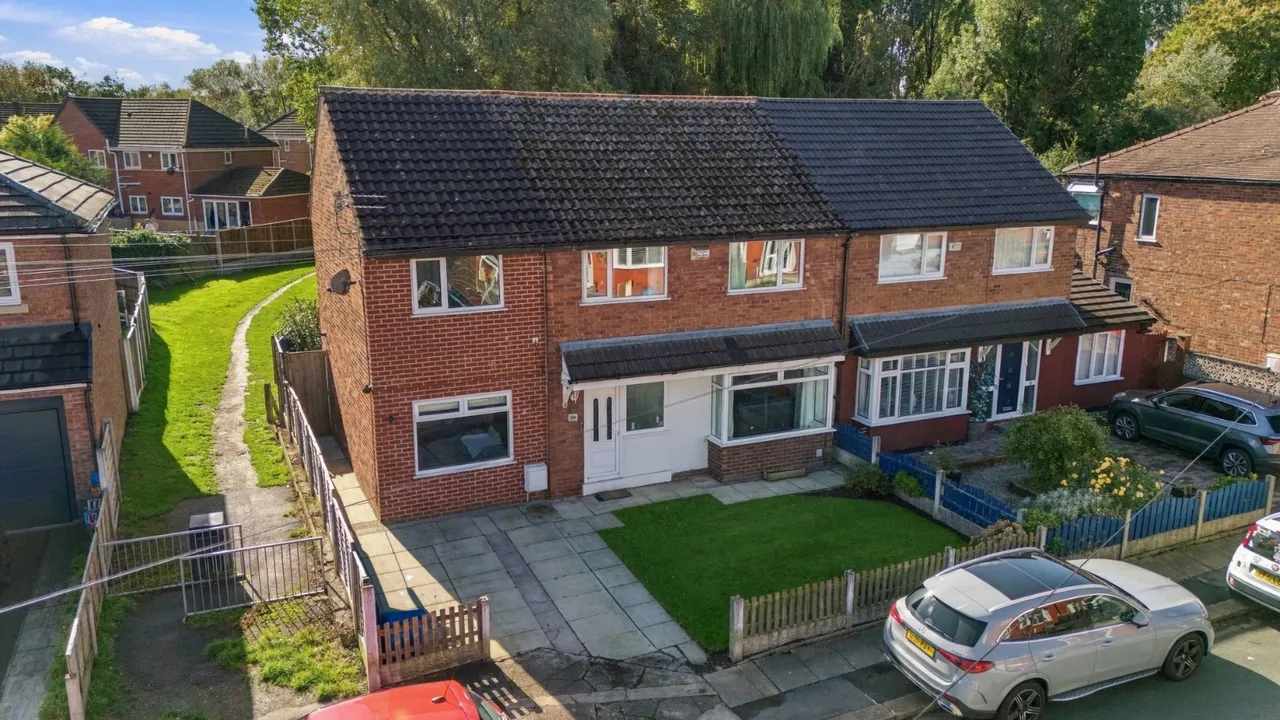 Boscombe Avenue, Eccles, M30, photo 21