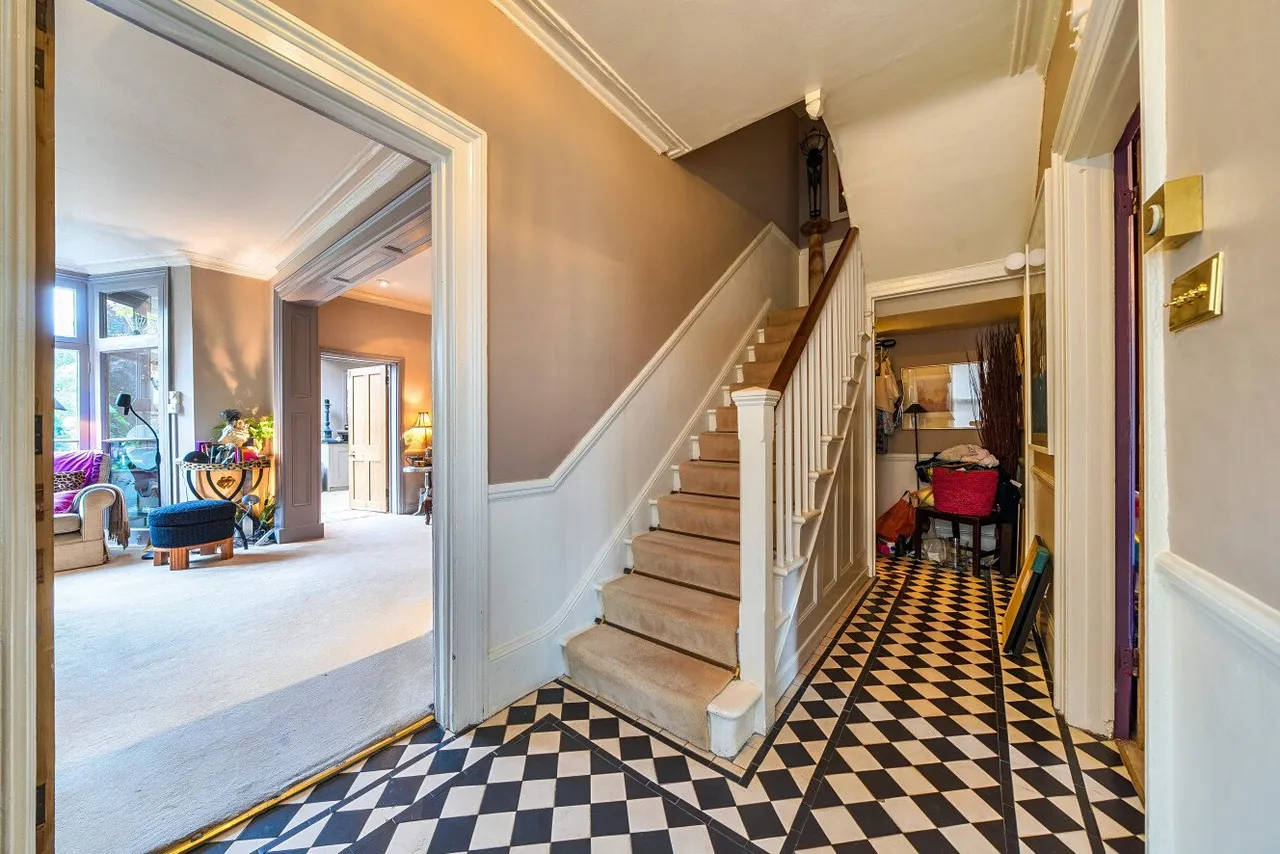 Royal Parade, Chislehurst, BR7, photo 9