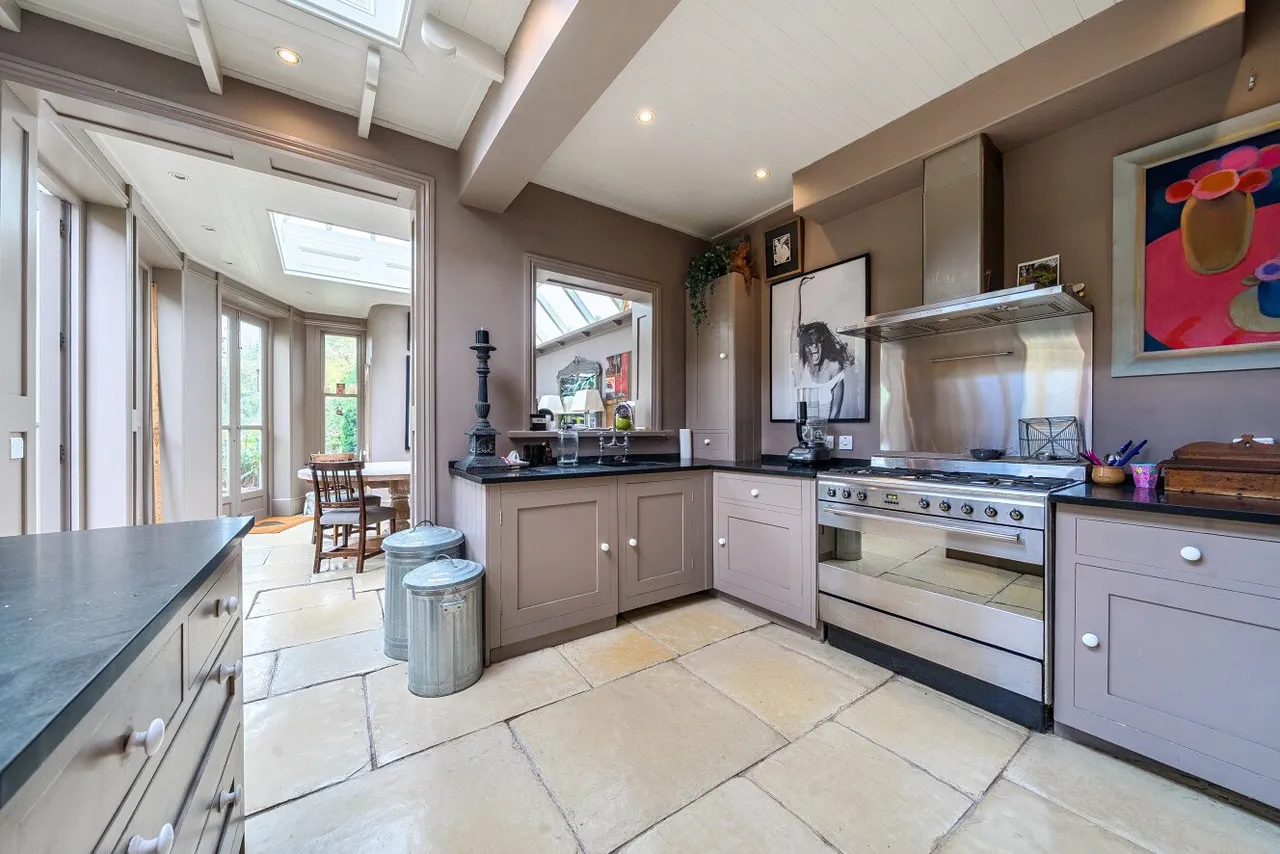 Royal Parade, Chislehurst, BR7, photo 10
