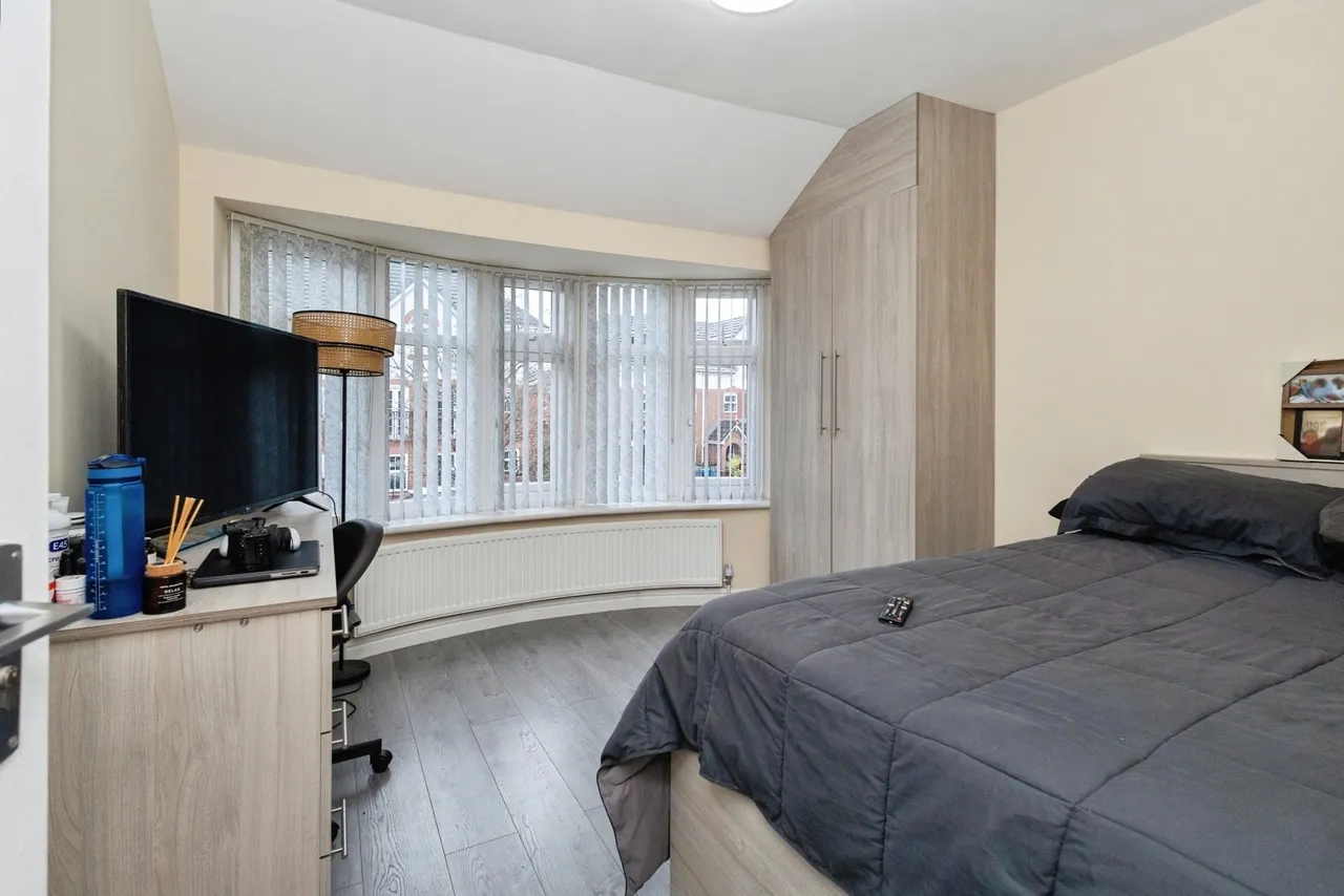 Parrs Wood Road, M20, photo 7