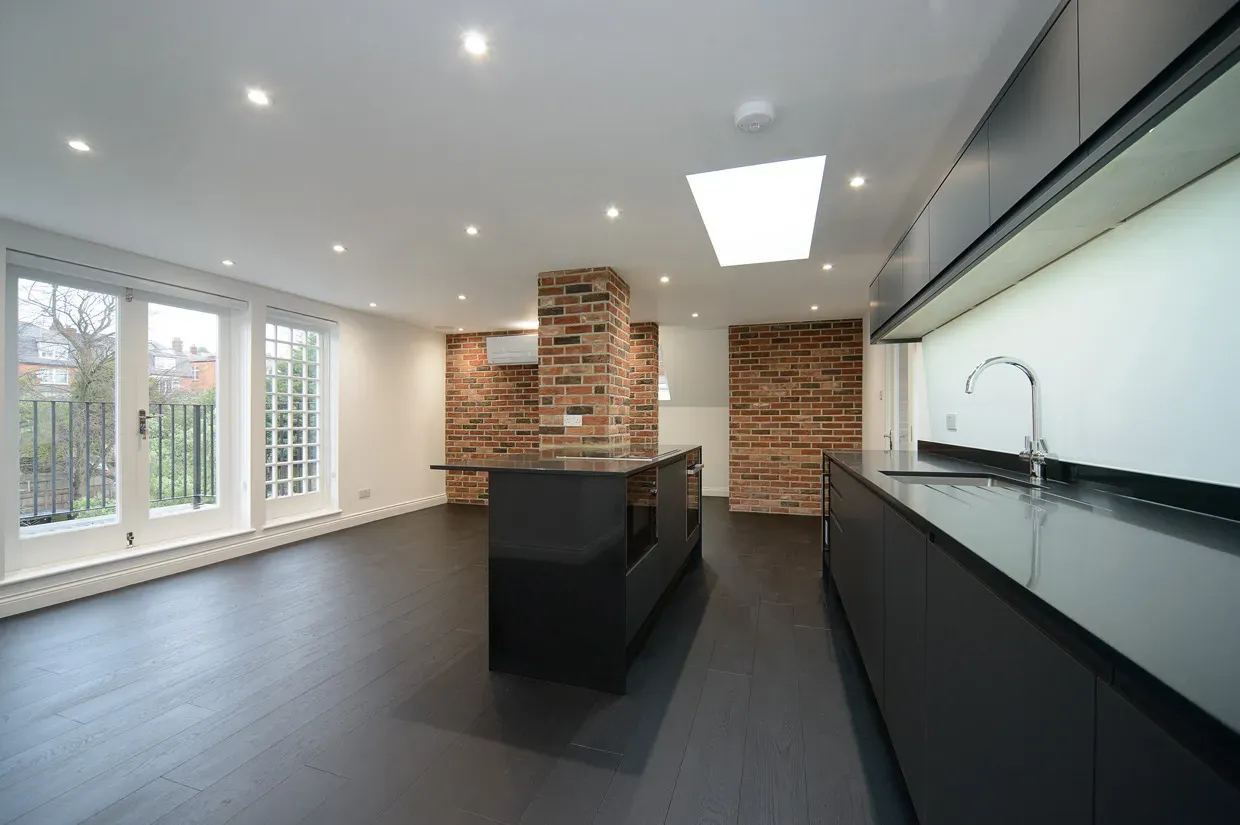 3 bed flat to rent, Wedderburn Road, Hampstead, NW3