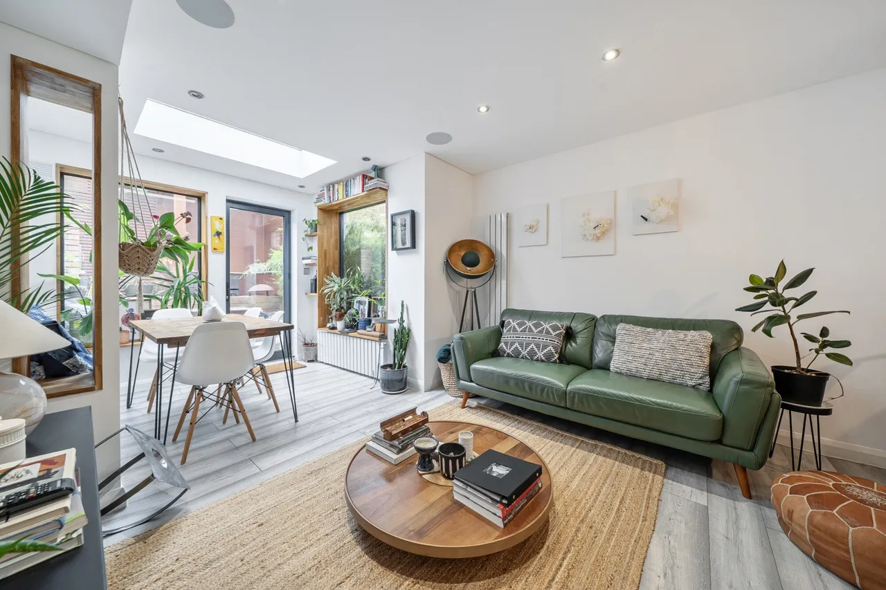 2 bed house for sale — Highgate Walk, SE23