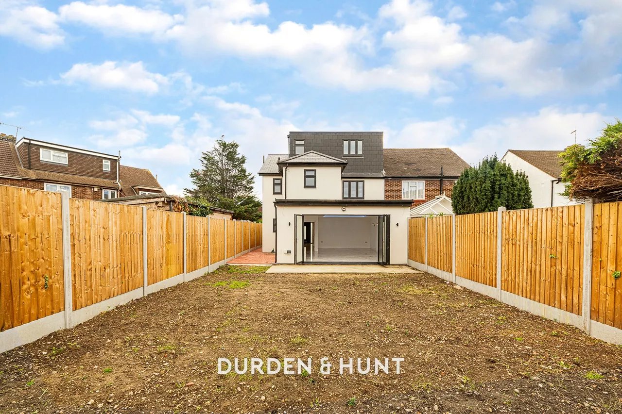 Ennerdale Avenue, Hornchurch, RM12, photo 29