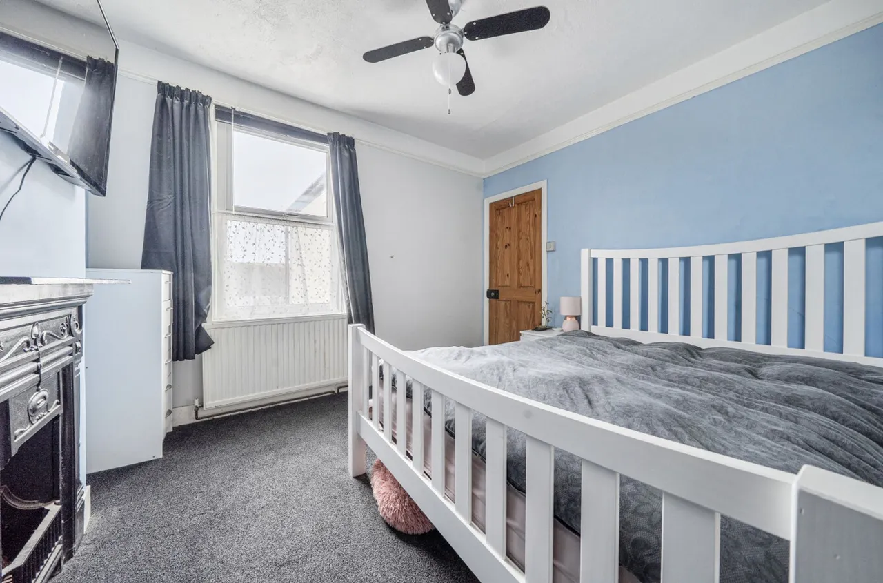 East Street, Selsey, PO20, photo 15