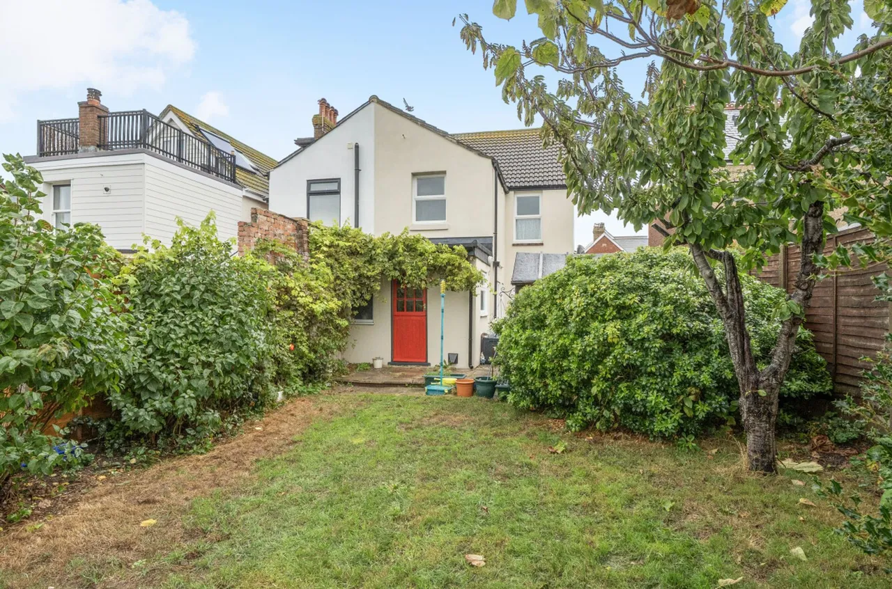 East Street, Selsey, PO20, photo 19